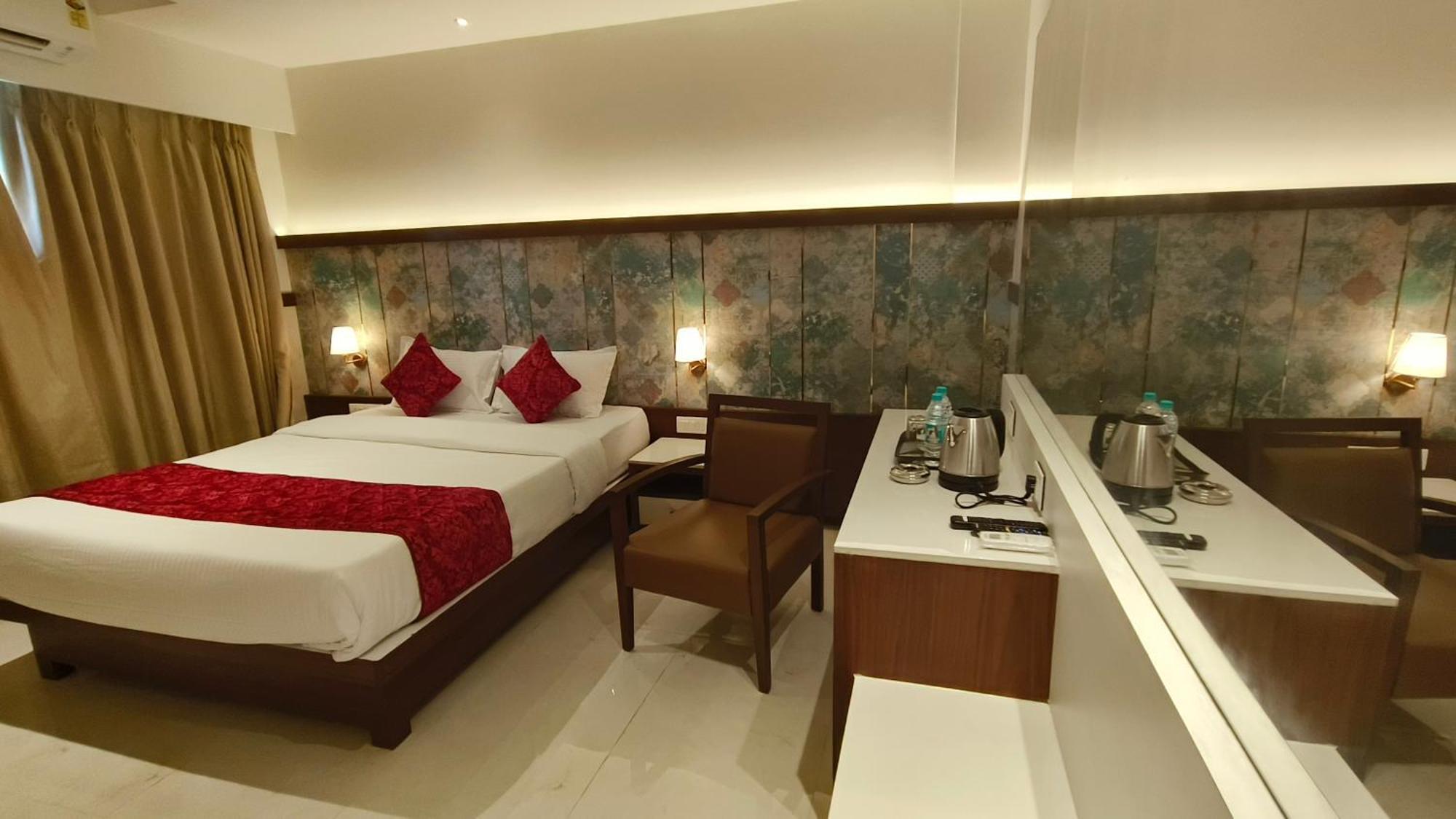 Hotel Prestige Residency Thane Ngoại thất bức ảnh