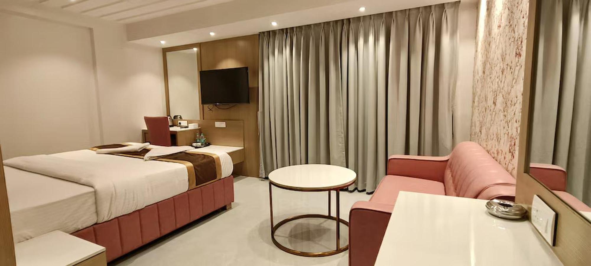 Hotel Prestige Residency Thane Ngoại thất bức ảnh