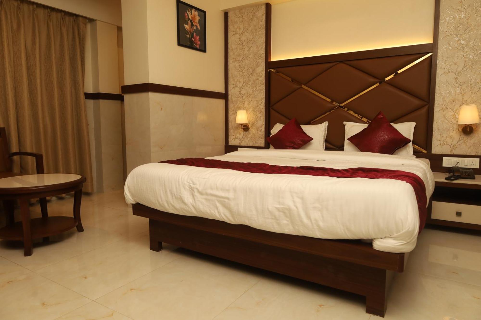 Hotel Prestige Residency Thane Ngoại thất bức ảnh